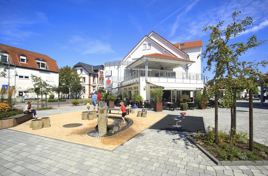 Limes Hotel Wehrheim Экстерьер фото